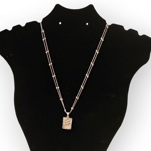 Double Stranded Reversible Crystal Star Pendant Necklace - Picture 8 of 14